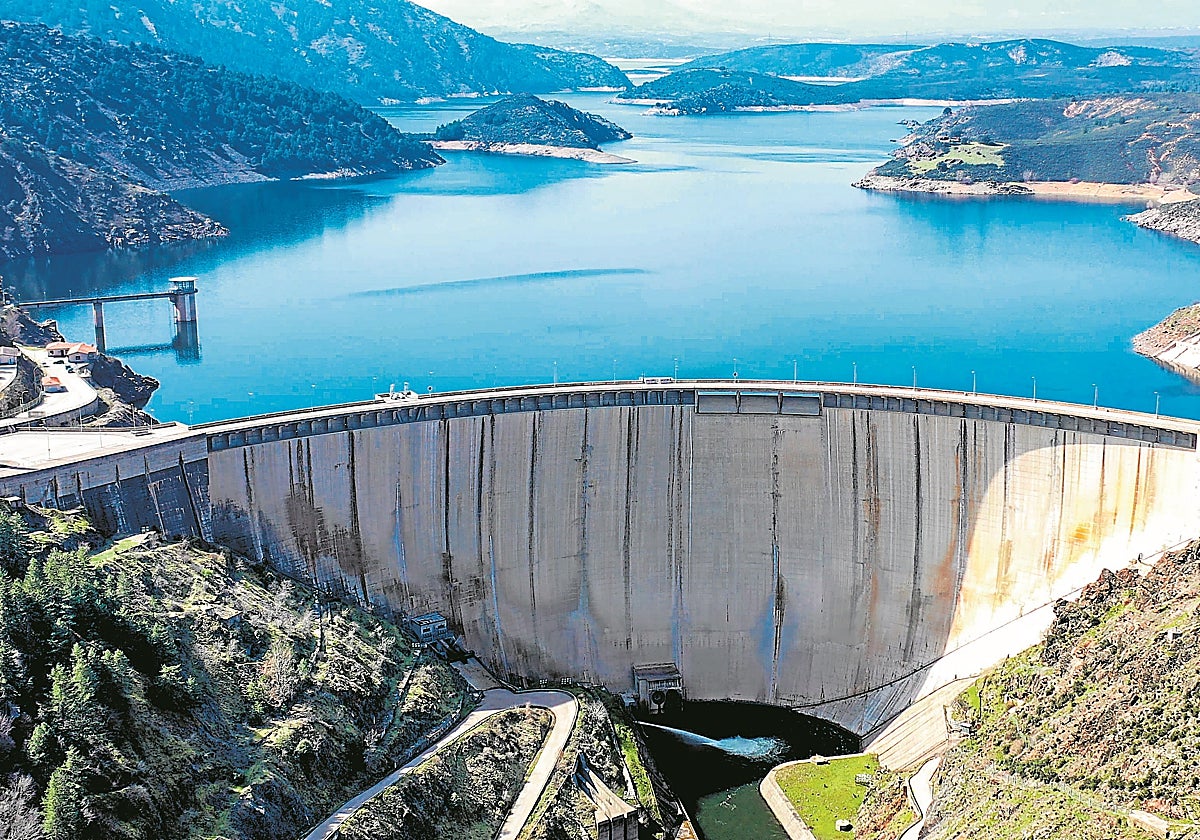 La presa del Atazar, que es la más grande de la Comunidad de Madrid