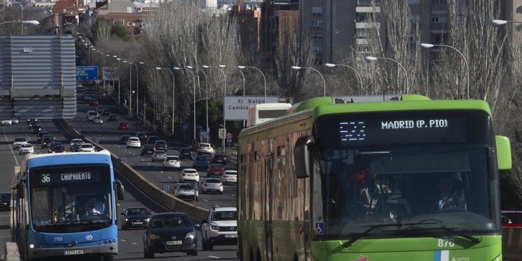 Qué comunidades autónomas mantienen las ayudas al transporte: cuántos días seguirán activas y cuáles asumirán la subvención del Estado