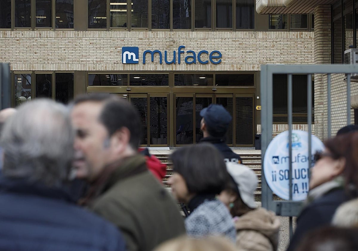 Protesta en la sede de Muface, el pasado 22 de enero
