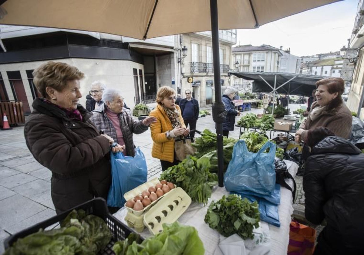 Un mercadillo en Betanzos (La Coruña)