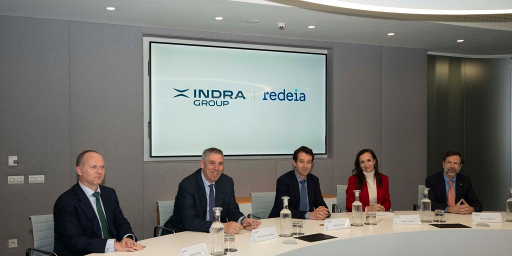 Indra prevé ingresar 400 millones en 2026 con la integración de Hispasat e Hisdesat con Deimos