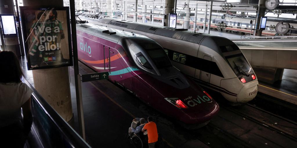 Polonia mete presión a Sidenor y lanzará una opa por Talgo en los próximos días