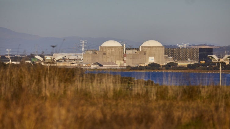 El Congreso debate sobre la energía nuclear con Extremadura en vilo por el futuro de Almaraz