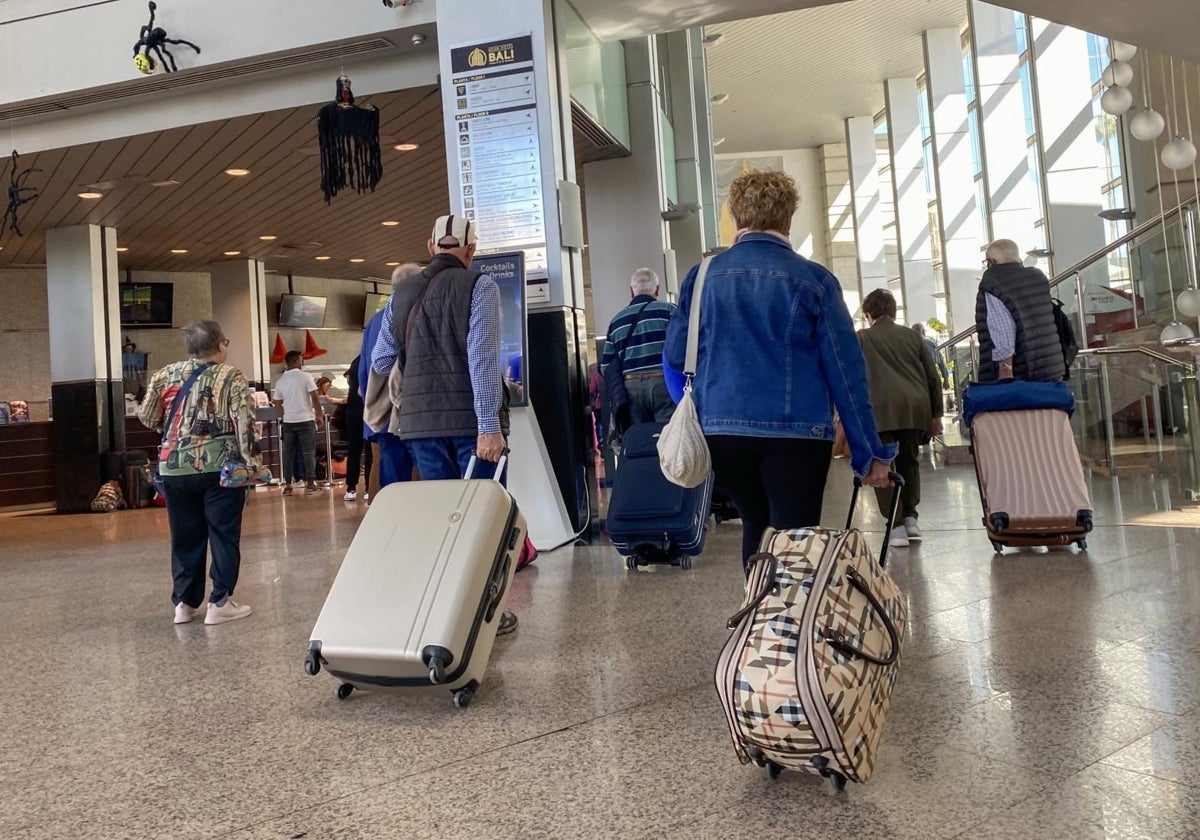 El Imserso quiere subvencionar los viajes de extranjeros a España