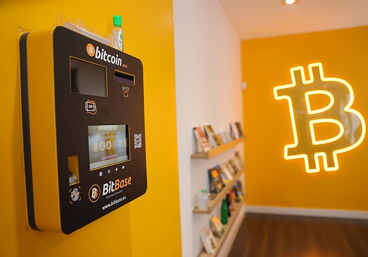 Un cajero para la adquisición de bitcoin y criptomonedas.