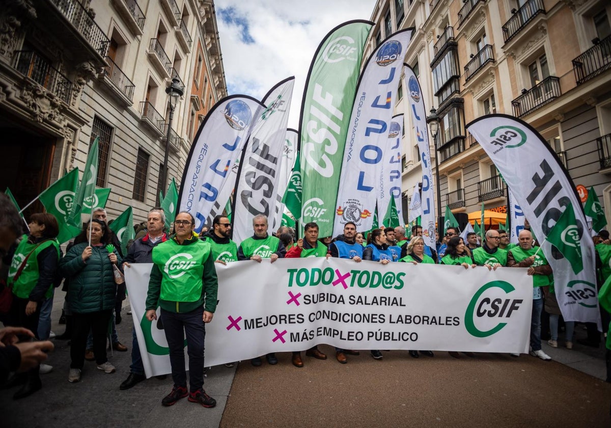 Protestas ante el Ministerio de Hacienda el pasado miércoles