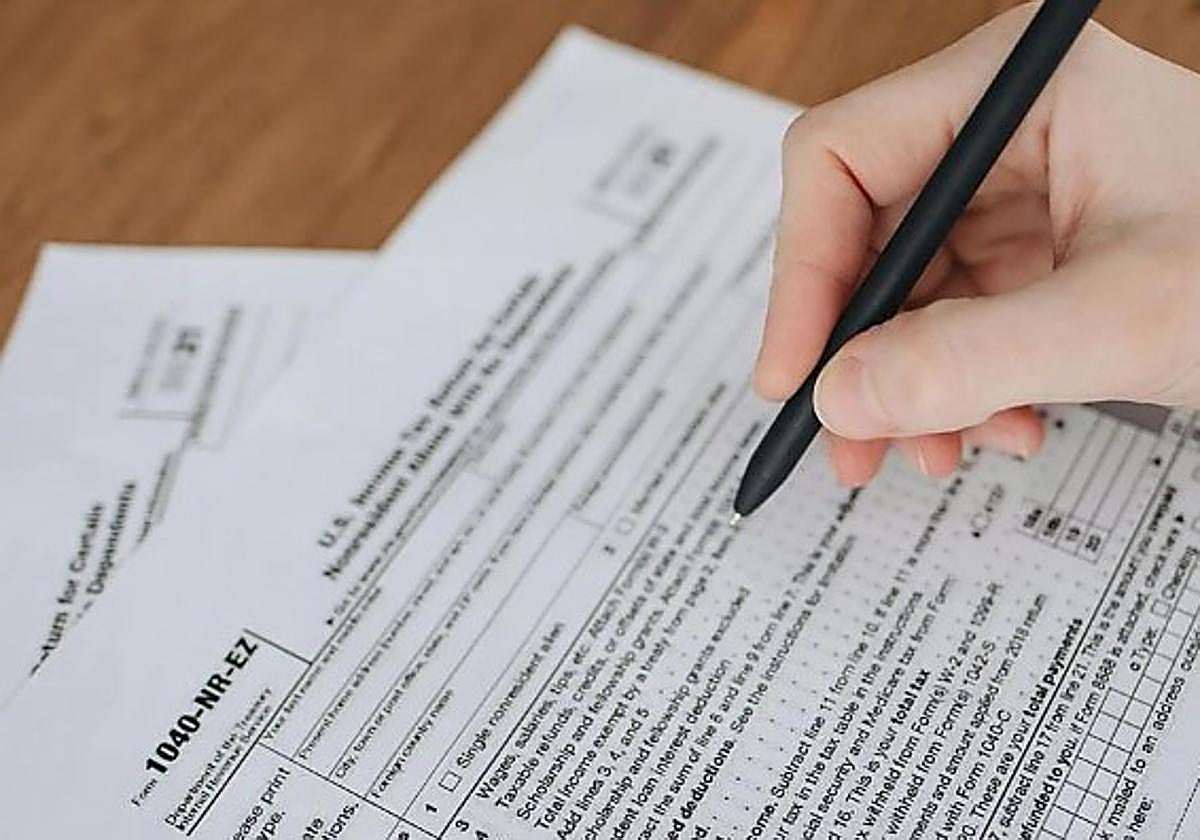 Cuánto tiempo tardan en ingresar el dinero de la declaración de la renta