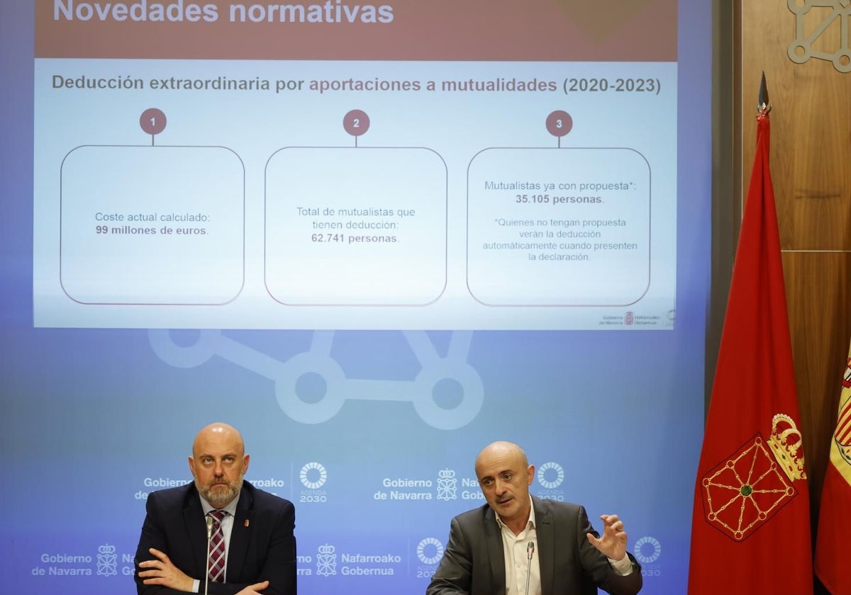 Portavoces del gobierno navarro, explicando las novedades hace unos días