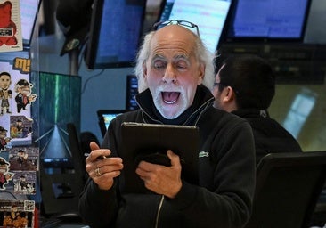 Wall Street cierra con subidas históricas tras el volantazo de las tasas