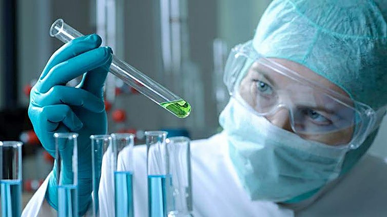La industria química, que exporta 3.500 millones a EE.UU., prevé un crecimiento nulo para 2025