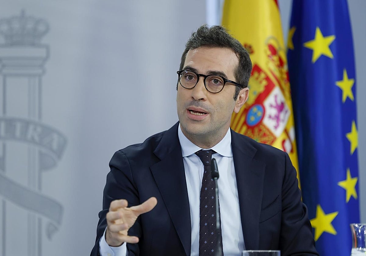 El ministro de Economía, Carlos Cuerpo, en la rueda de prensa posterior al Consejo de Ministros