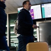 Renfe contradice al ministro sobre el «sabotaje» del robo de cable: el corte se produjo por el enganchón de un tren con la catenaria
