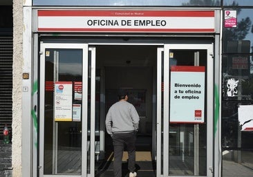 Cuándo se cobra el paro en mayo: la fecha en Caixabank, ING, Santander, BBVA y resto de bancos