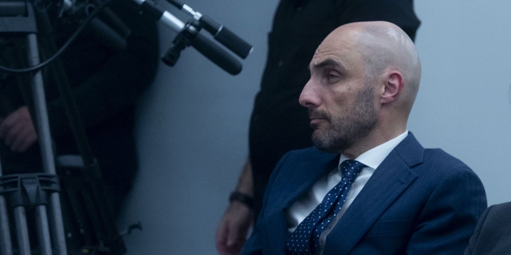 Crisis interna en indra por la potencial compra del grupo escribano: dimite el consejero luis abril