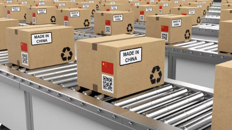 ¿Podríamos sobrevivir en España sin los productos 'made in China'? Mira en tu kit de supervivencia o en tu casa «Pekín no sólo fabrica, orquesta»