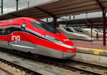 Competencia rebaja un 40% los cánones que Adif cobra a Renfe, Iryo y Ouigo, pero permite subirlos en el AVE a Barcelona y Andalucía
