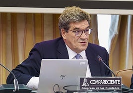 El Banco de España recorta la previsión de PIB por los aranceles y pone la deuda en «vigilancia máxima»