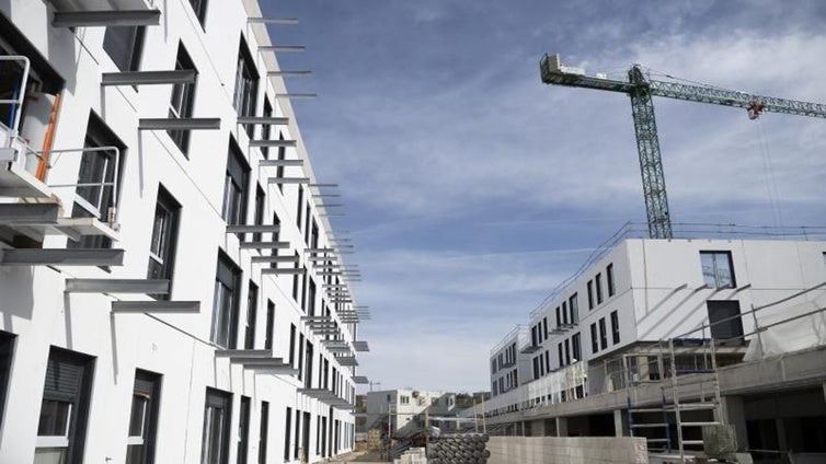 Vuelve la economía del ladrillo: BBVA Research avanza que explicará una tercera parte del avance del PIB en 2026