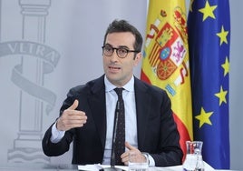 El Gobierno prohíbe a BBVA hacer desaparecer el Banco Sabadell durante al menos tres años