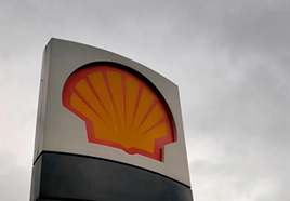Shell desmiente estudiar la compra de BP para crear una petrolera europea