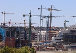 El BOE publica la declaración como zona tensionada de San Sebastián, La Coruña y 21 municipios de Navarra