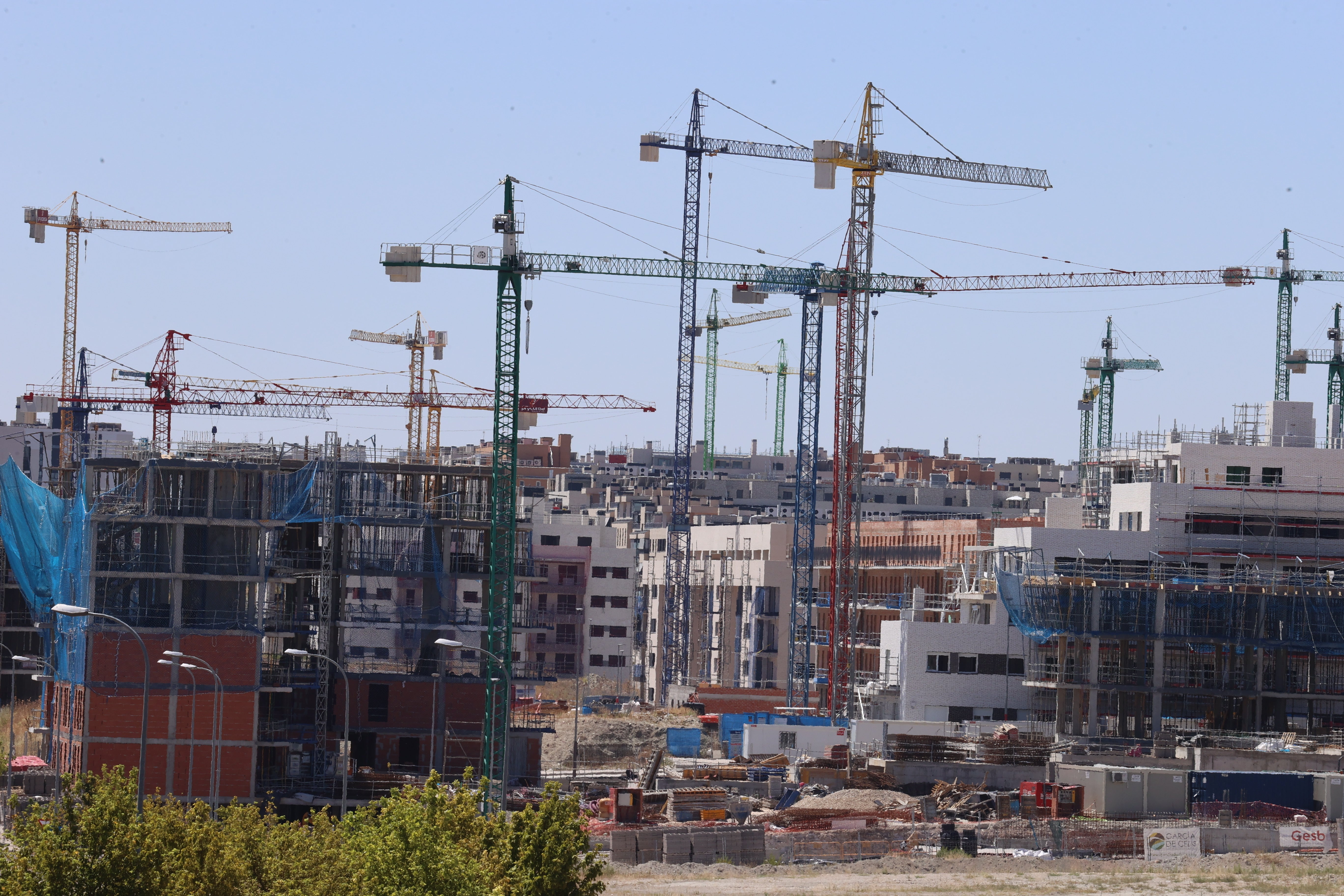 El BOE publica la declaración como zona tensionada de San Sebastián, La Coruña y 21 municipios de Navarra