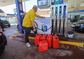 La inflación repunta cuatro décimas, al 2,7%, por el encarecimiento de los carburantes