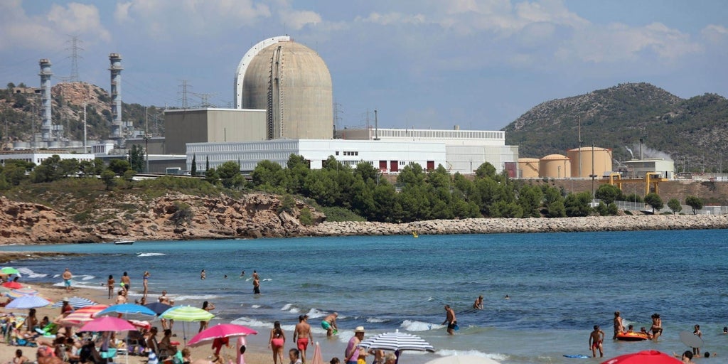 Puigdemont fija septiembre como límite para firmar la singularidad nuclear catalana