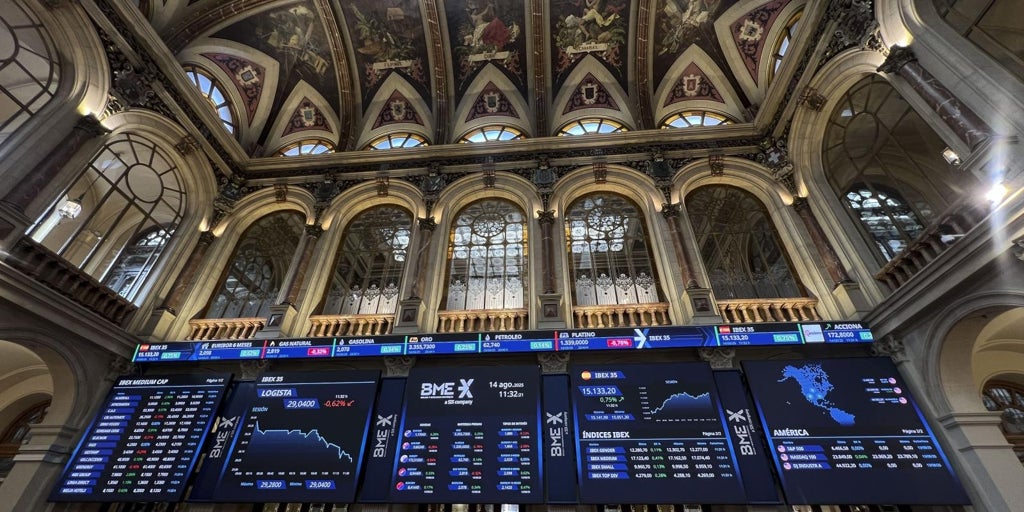 EL IBEX 35 SUPERA LOS 15.000 PUNTOS: ¿QUÉ GANAN LAS EMPRESAS CUANDO SUBE LA BOLSA?
