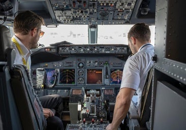 Cuánto dinero cobra un piloto de Ryanair en 2026: sueldo base y complementos