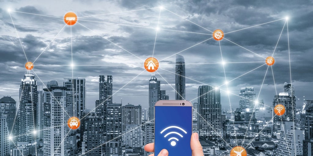 Nodos IoT, así son los nuevos pilares de la ciudad conectada