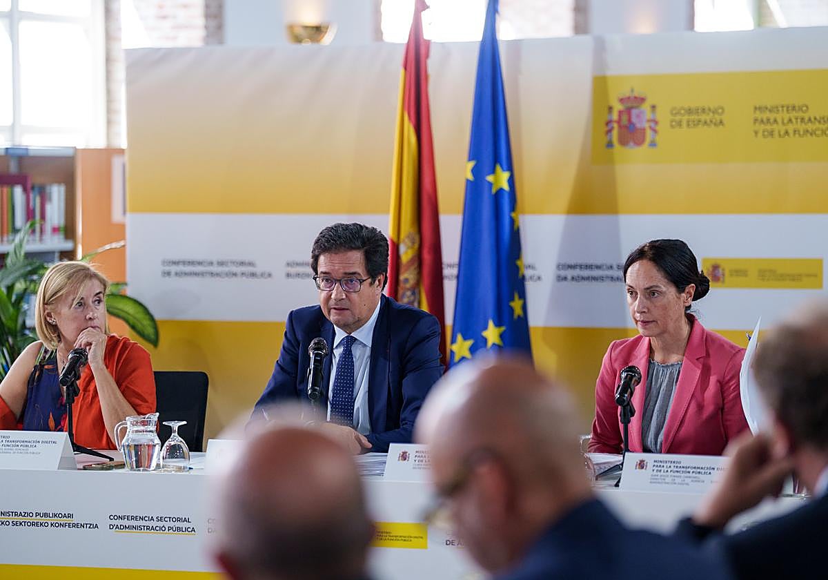 Óscar López preside la reunión de la Conferencia Sectorial de Función Pública