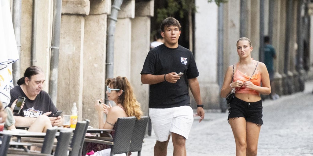 La renta de los jóvenes cae un 3% desde la Gran Recesión y sube un 18% la de los jubilados