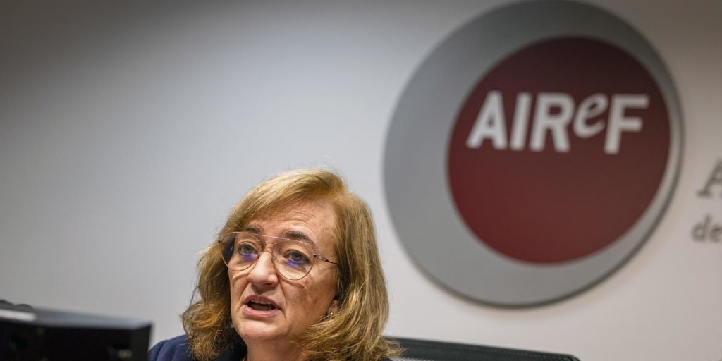 La Autoridad Fiscal prepara un tirón de orejas al Gobierno por la falta de control sobre las cuentas públicas