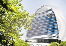 BBVA se guarda la opción de bajar el umbral mínimo de aceptación, aunque tendría que lanzar una segunda opa obligatoria