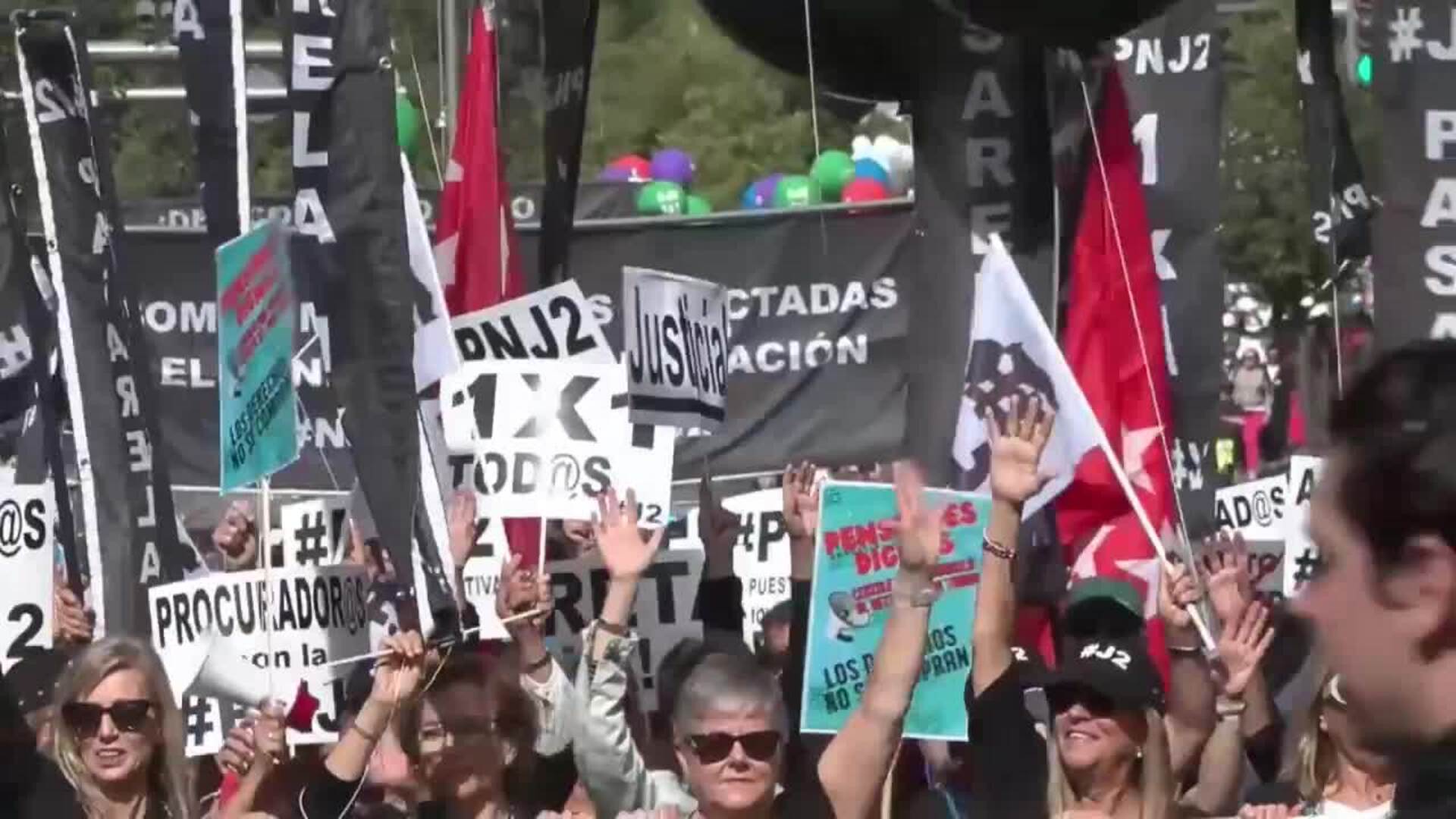 Mutualistas se manifiestan en Madrid para reclamar un mejor traspaso a ...