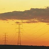 La fuga de proyectos industriales se acentúa por la baja retribución propuesta por la CNMC a la red eléctrica