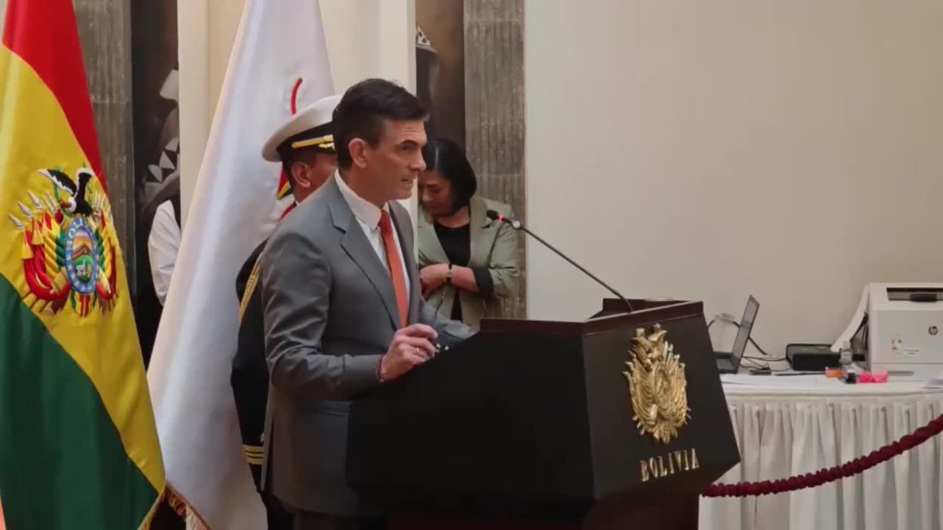 Paz dice que él y su gabinete encontraron &quot;una cloaca&quot; al recibir el Gobierno de Bolivia
