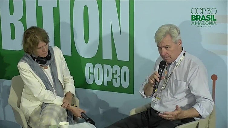 El único senador de EEUU en la COP: "el Gobierno de Trump está corrompido por el petróleo"