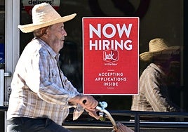 EE.UU. generó 119.000 empleos en septiembre, más del doble de lo esperado, pero la tasa de paro alcanzó máximos de 2021