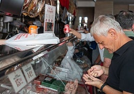 Los españoles hacen acopio de efectivo: uno de cada tres guarda más dinero en casa tras el gran apagón