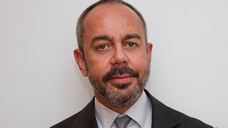 Dimite David Martínez, el consejero mexicano del Banco Sabadell que apoyó la opa del BBVA