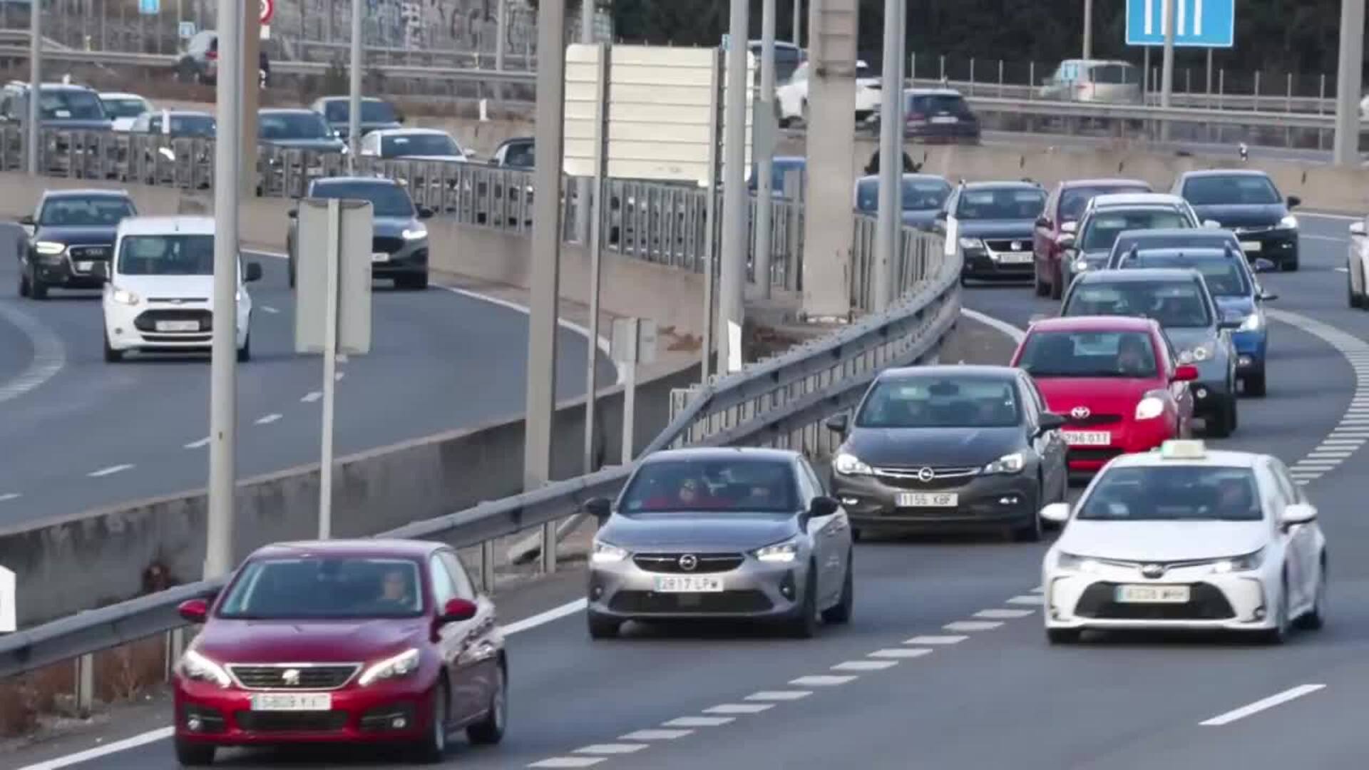 Fluidez en el tráfico de entrada a Madrid por la A-1 el último día del puente de diciembre