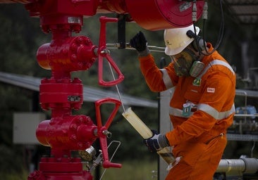 La era del petróleo barato, castigo para el sector y alivio para la inflación