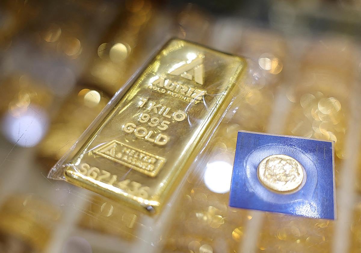 El oro cae un 17% tras la elección de un 'halcón de la inflación' al ...