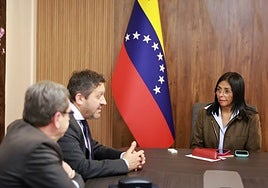 Envían dos millones de barriles de petróleo venezolano a Repsol, la primera importación española desde hace casi un año