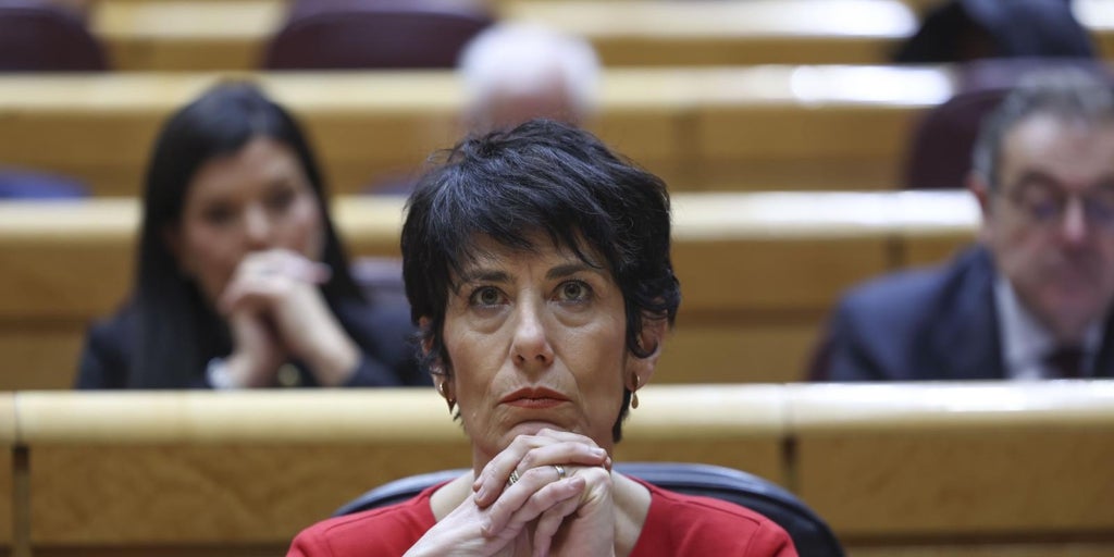 El Gobierno busca bajo presión medidas que taponen la sangría del gasto en bajas