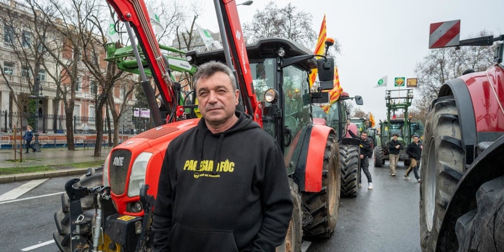 «Nuestros productos cada vez valen menos y siguen firmando acuerdos comerciales, no podemos más»