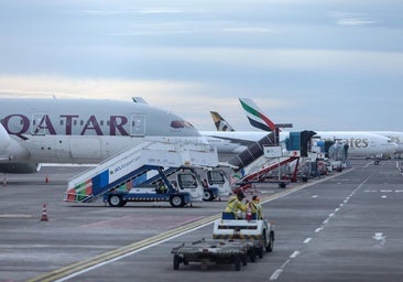 Los vuelos entre Europa y Asia, en jaque por los cierres del tráfico aéreo en Dubái y Doha