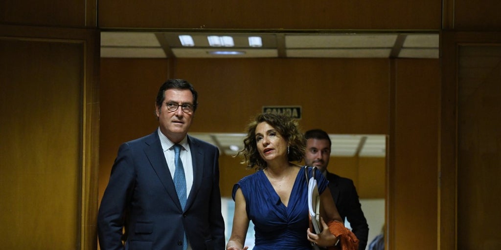 Hacienda niega a las empresas las facilidades para devolver fondos UE que sí da al sector público